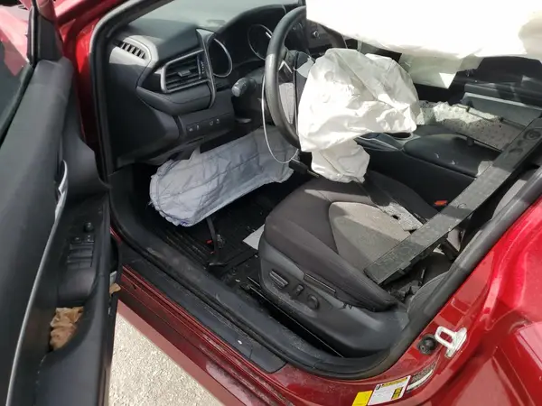 4T1C11AK3MU575591 2021 TOYOTA CAMRY - Image 8