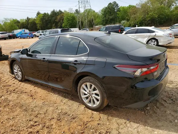 4T1C11AK3MU585442 2021 TOYOTA CAMRY - Image 2