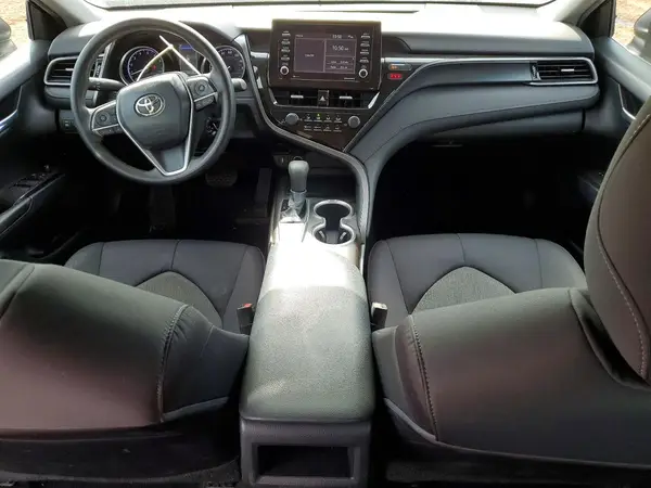 4T1C11AK3MU585442 2021 TOYOTA CAMRY - Image 8