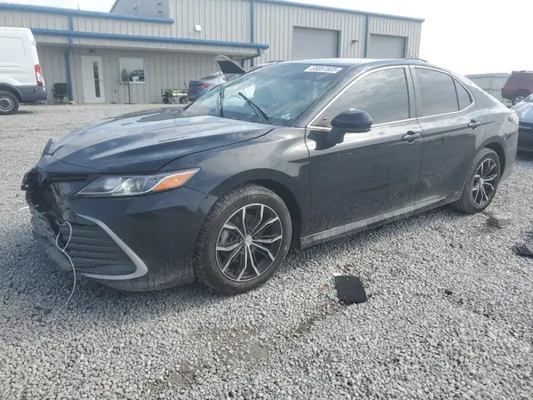 4T1C11AK3MU592715 2021 TOYOTA CAMRY - Image 1