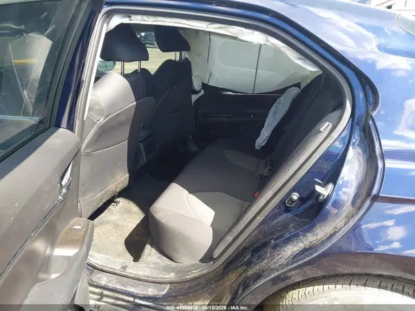 4T1C11AK3MU610288 2021 TOYOTA CAMRY - Image 8