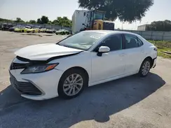 4T1C11AK3MU612980 2021 TOYOTA CAMRY