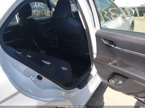 4T1C11AK3NU002028 2022 TOYOTA CAMRY - Image 8