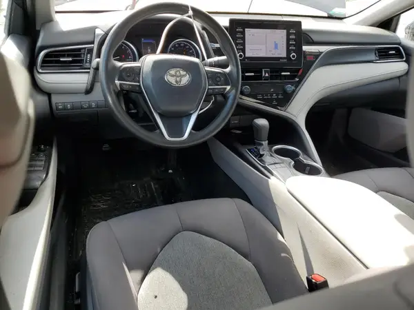 4T1C11AK3NU021131 2022 TOYOTA CAMRY - Image 8