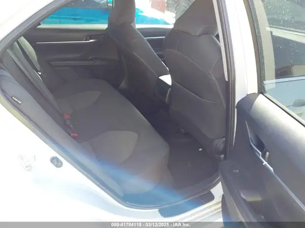 4T1C11AK3NU037121 2022 TOYOTA CAMRY - Image 8