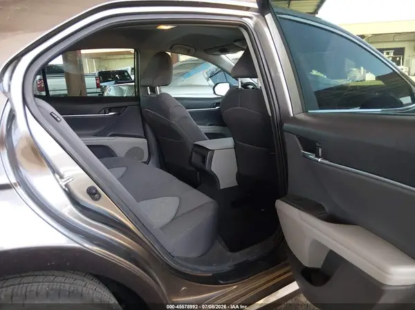 4T1C11AK3NU044652 2022 TOYOTA CAMRY - Image 8