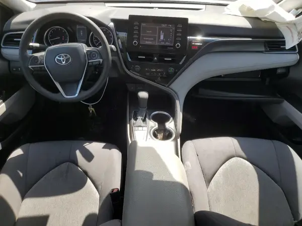 4T1C11AK3NU058437 2022 TOYOTA CAMRY - Image 8