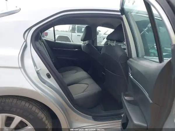 4T1C11AK3NU072774 2022 TOYOTA CAMRY - Image 8