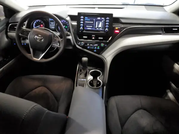 4T1C11AK3NU627349 2022 TOYOTA CAMRY - Image 8