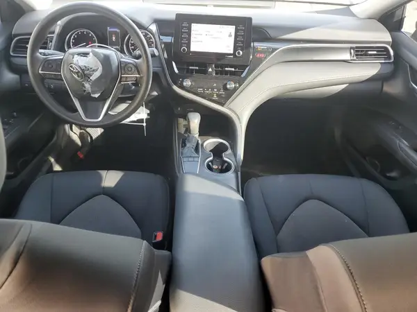4T1C11AK3NU638447 2022 TOYOTA CAMRY - Image 8