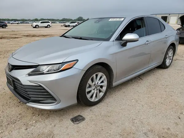 4T1C11AK3NU643471 2022 TOYOTA CAMRY - Image 1