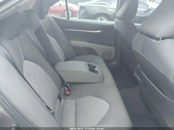 4T1C11AK3NU651716 2022 TOYOTA CAMRY - Image 8