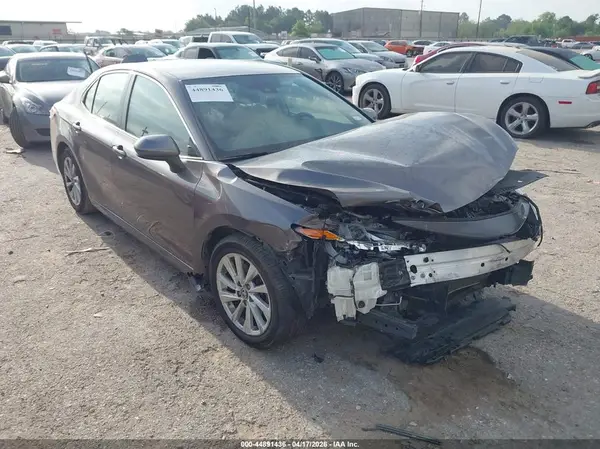 4T1C11AK3NU660030 2022 TOYOTA CAMRY