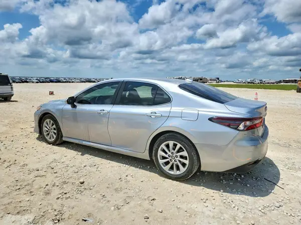 4T1C11AK3NU664286 2022 TOYOTA CAMRY - Image 2