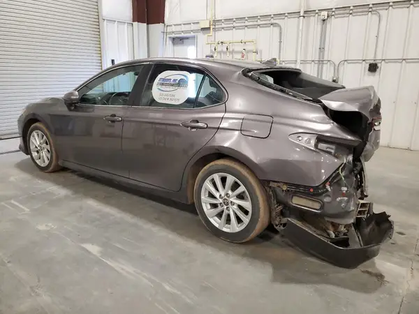 4T1C11AK3NU665387 2022 TOYOTA CAMRY - Image 2