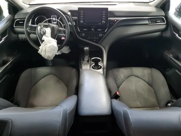 4T1C11AK3NU670699 2022 TOYOTA CAMRY - Image 8