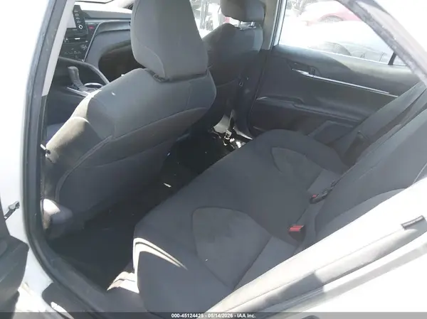 4T1C11AK3NU681010 2022 TOYOTA CAMRY - Image 8