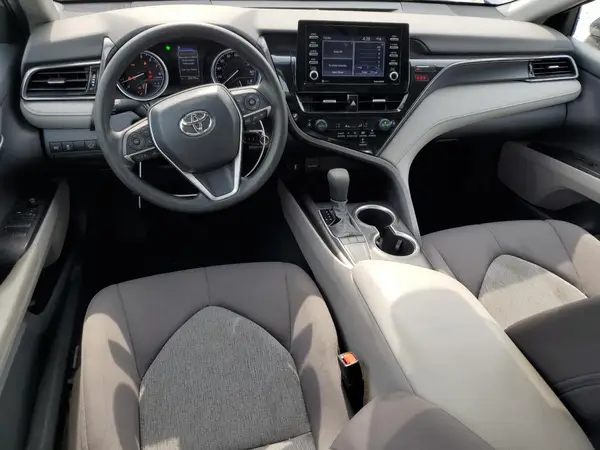 4T1C11AK3NU682318 2022 TOYOTA CAMRY - Image 8