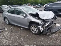 4T1C11AK3NU688393 2022 TOYOTA CAMRY