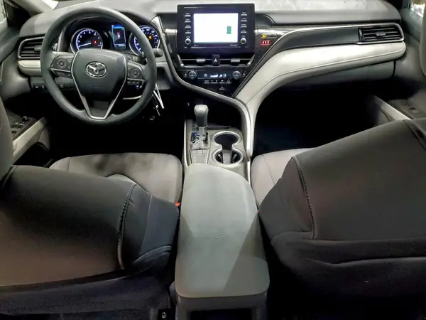 4T1C11AK3NU689835 2022 TOYOTA CAMRY - Image 8