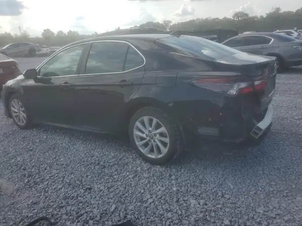 4T1C11AK3NU696297 2022 TOYOTA CAMRY - Image 2