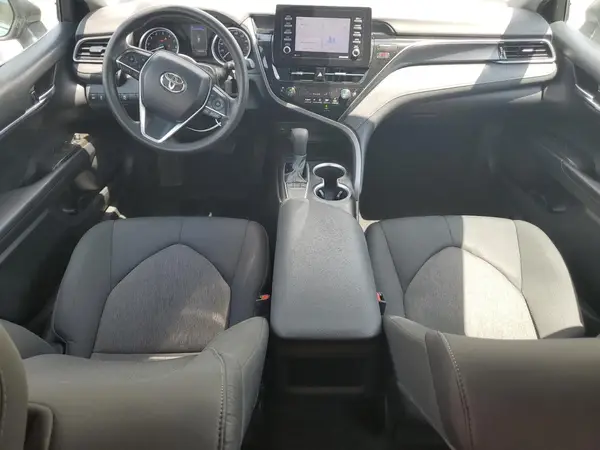 4T1C11AK3NU696493 2022 TOYOTA CAMRY - Image 8
