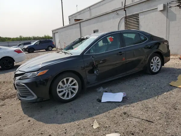 4T1C11AK3NU708870 2022 TOYOTA CAMRY - Image 1
