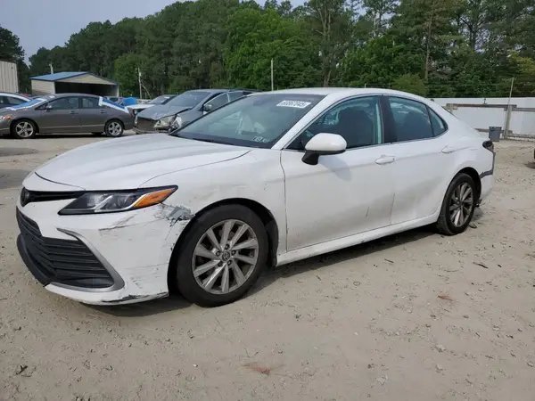 4T1C11AK3NU716483 2022 TOYOTA CAMRY - Image 1