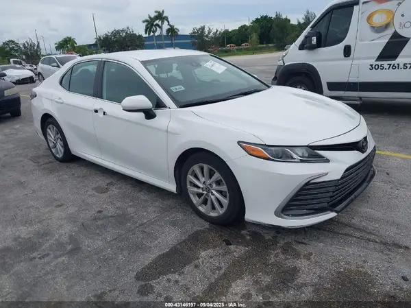 4T1C11AK3PU087598 2023 TOYOTA CAMRY - Image 1
