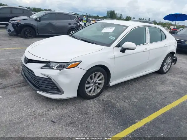 4T1C11AK3PU087598 2023 TOYOTA CAMRY - Image 2