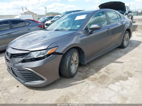4T1C11AK3PU110040 2023 TOYOTA CAMRY - Image 2