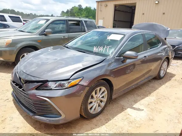 4T1C11AK3PU111950 2023 TOYOTA CAMRY - Image 2