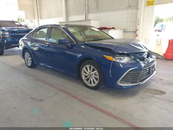 4T1C11AK3PU115562 2023 TOYOTA CAMRY - Image 1