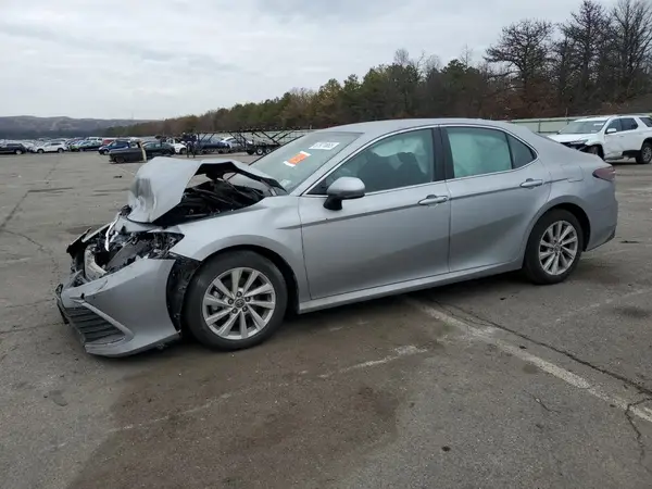 4T1C11AK3PU120003 2023 TOYOTA CAMRY - Image 1