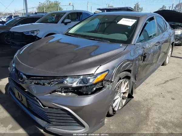 4T1C11AK3PU135634 2023 TOYOTA CAMRY - Image 2
