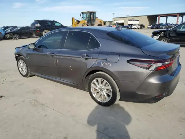 4T1C11AK3PU139327 2023 TOYOTA CAMRY - Image 2