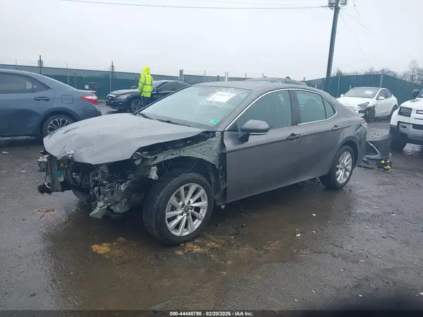 4T1C11AK3PU143734 2023 TOYOTA CAMRY - Image 2