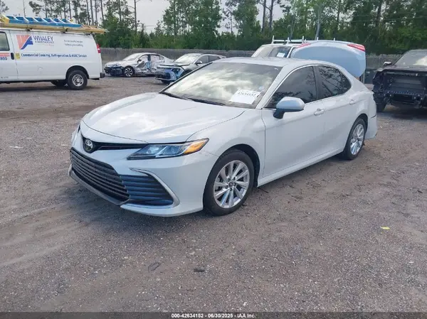 4T1C11AK3PU158993 2023 TOYOTA CAMRY - Image 2