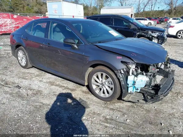 4T1C11AK3PU173347 2023 TOYOTA CAMRY - Image 1