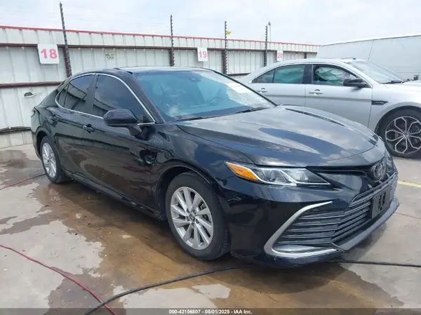 4T1C11AK3PU182887 2023 TOYOTA CAMRY - Image 1