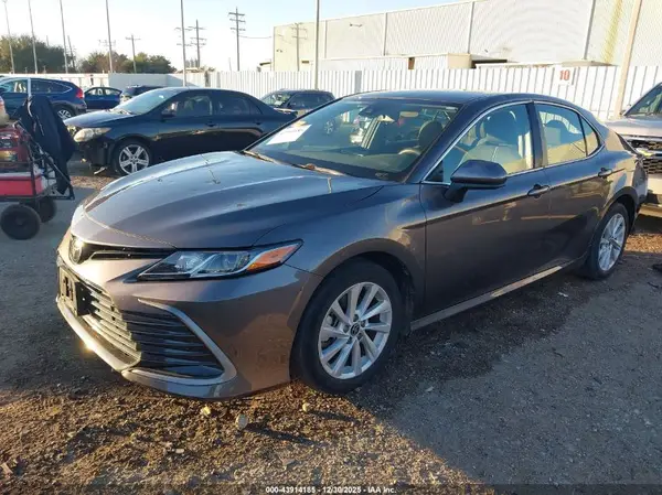 4T1C11AK3PU720570 2023 TOYOTA CAMRY - Image 2