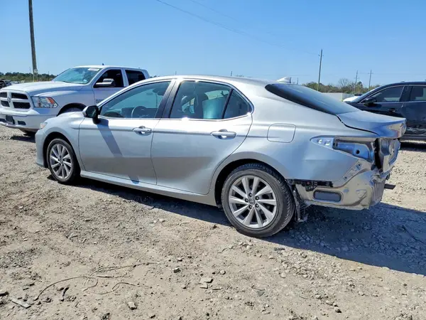 4T1C11AK3PU723498 2023 TOYOTA CAMRY - Image 2