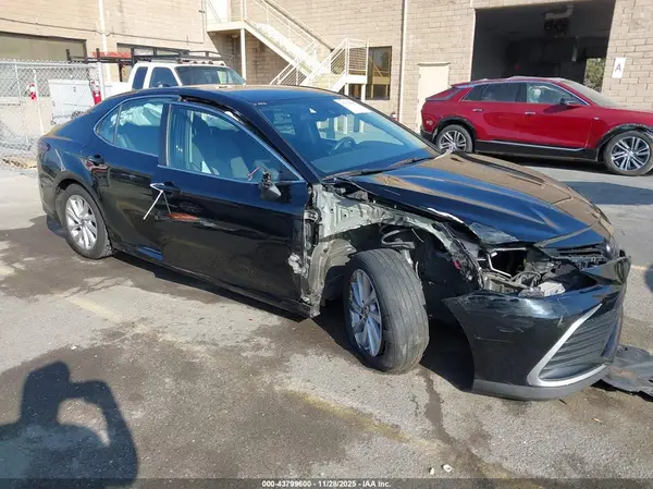 4T1C11AK3PU742861 2023 TOYOTA CAMRY - Image 1