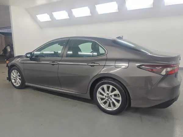 4T1C11AK3PU749566 2023 TOYOTA CAMRY - Image 2