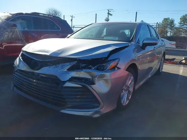 4T1C11AK3PU772488 2023 TOYOTA CAMRY - Image 2