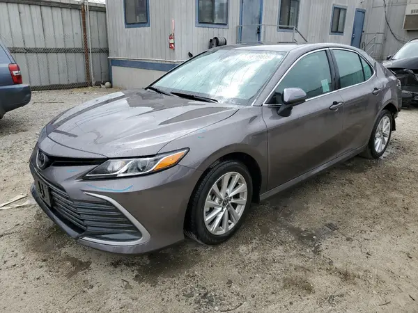 4T1C11AK3PU782003 2023 TOYOTA CAMRY - Image 1
