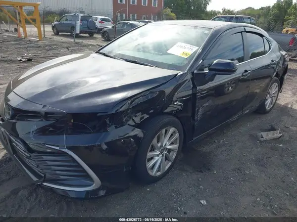 4T1C11AK3PU783233 2023 TOYOTA CAMRY - Image 2