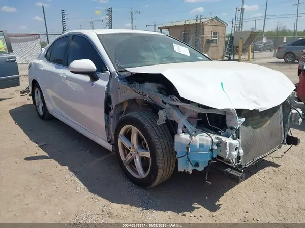 4T1C11AK3PU788237 2023 TOYOTA CAMRY - Image 1