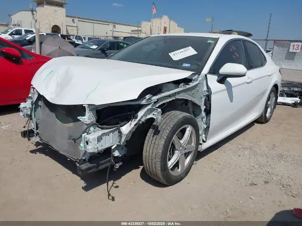 4T1C11AK3PU788237 2023 TOYOTA CAMRY - Image 2