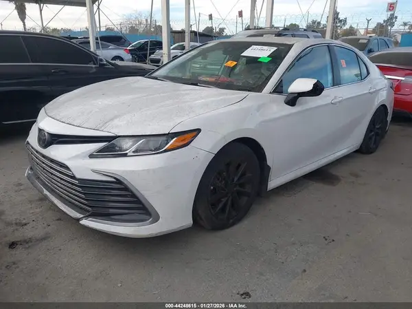 4T1C11AK3PU800001 2023 TOYOTA CAMRY - Image 2